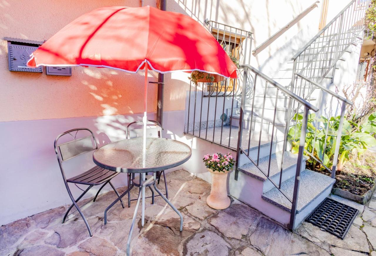 L'Angolo Delle Peonie Apartment กันโนบีโอ ภายนอก รูปภาพ